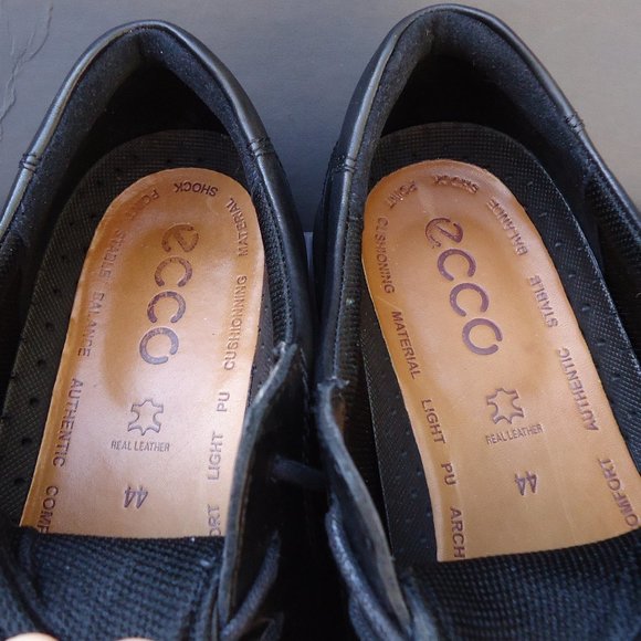 SIZE EU 44. ECCO Helsinki leather oxfords shoes. - Picture 13 of 16